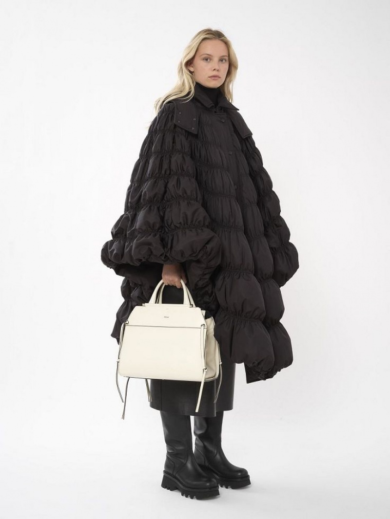 Chloe Korta Puffer Cape Rockar Svarta | CHE-SR13814